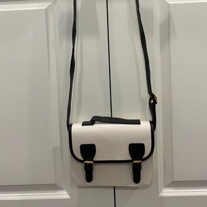 Korean Black & White Crossbody Purse